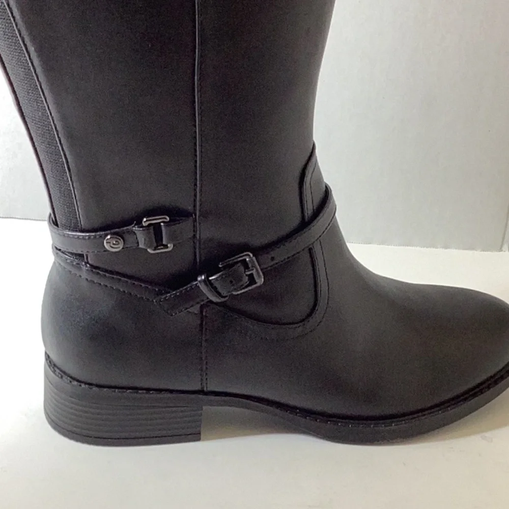 Easy Spirit Leigh (Women's) Size 7.5M.WC